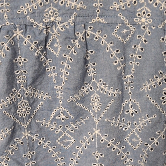 Ralph Lauren Blue and White Patterned Blouse - Picture 5 of 7